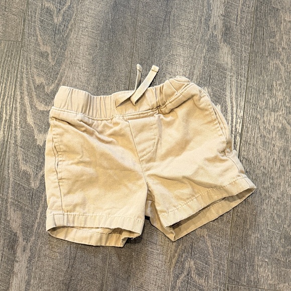Harper Canyon Other - Boys 2T tan chino shorts